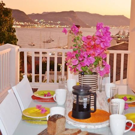 Bougainvillea House - The Heart Of Simonstown Simonʼs Town Buitenkant foto